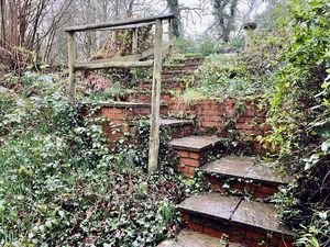 Photo 41- click for photo gallery